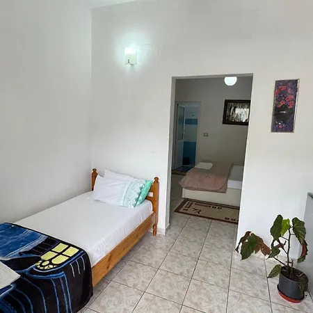 Maksi Apartment