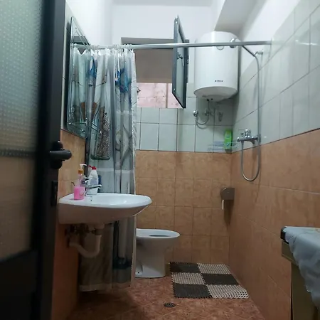 Apartment Maksi